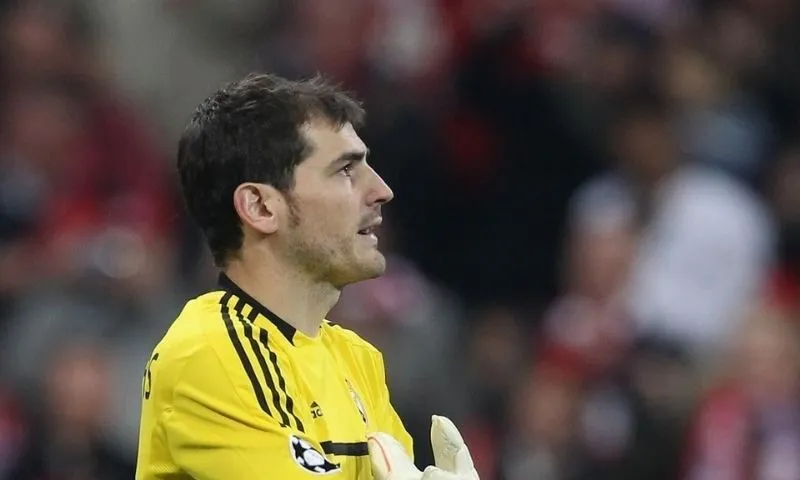 Những pha cứu thua đẳng cấp của Iker Casillas trước Atletico Madrid