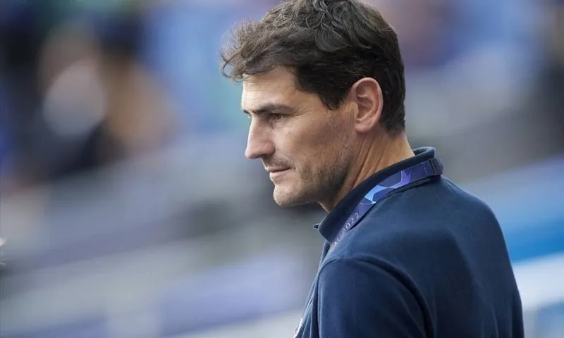 Iker Casillas bị đau tim ảnh hưởng ra sao?