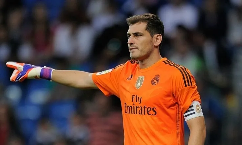 Iker Casillas chia tay Real vào năm nào?