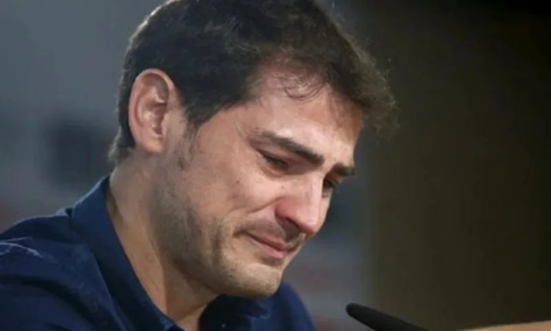 Những lần Iker Casillas khóc gây xúc động nhất