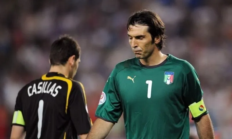 Giới thiệu về Iker Casillas và Buffon